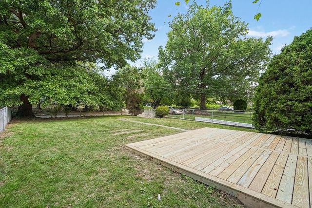 6770 Elbrook Avenue, Amberley, OH 45237