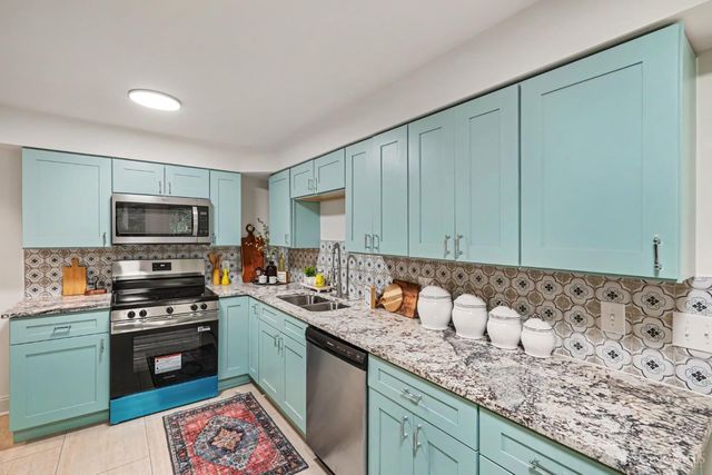 6770 Elbrook Avenue, Amberley, OH 45237