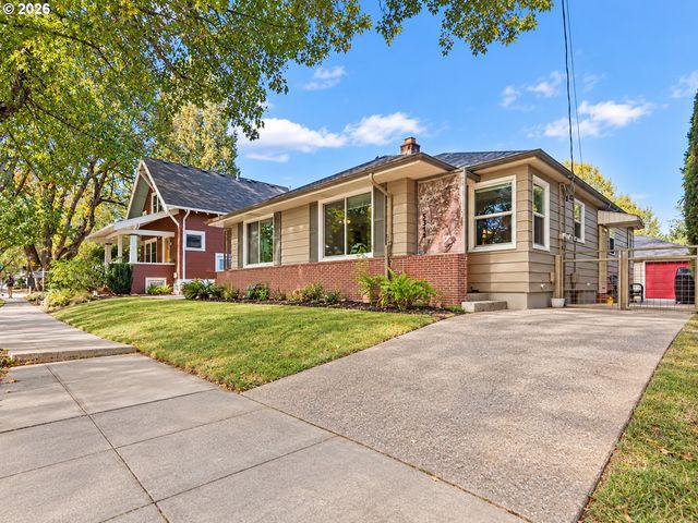 1523 Ne DEKUM St, Portland, OR 97211