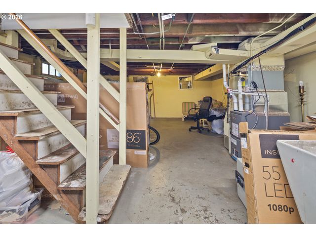 1523 Ne DEKUM St, Portland, OR 97211