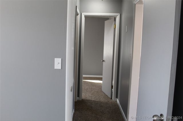 810 E 9th Street, Claremore, OK 74017