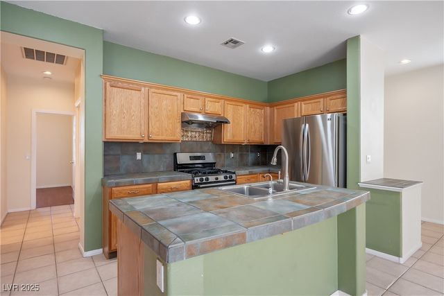 7423 Cleghorn Canyon Way, Las Vegas, NV 89113