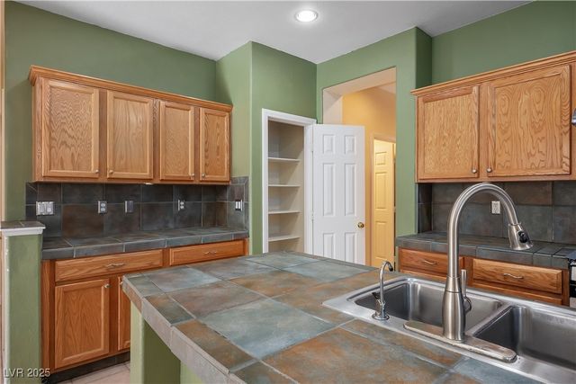 7423 Cleghorn Canyon Way, Las Vegas, NV 89113