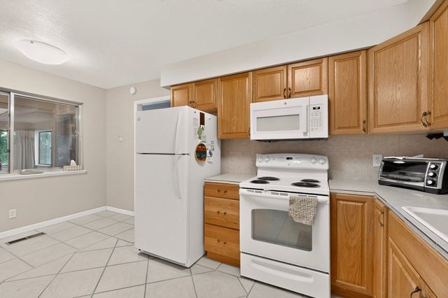 403 Greg Avenue, Santa Fe, NM 87501