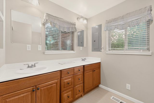 403 Greg Avenue, Santa Fe, NM 87501