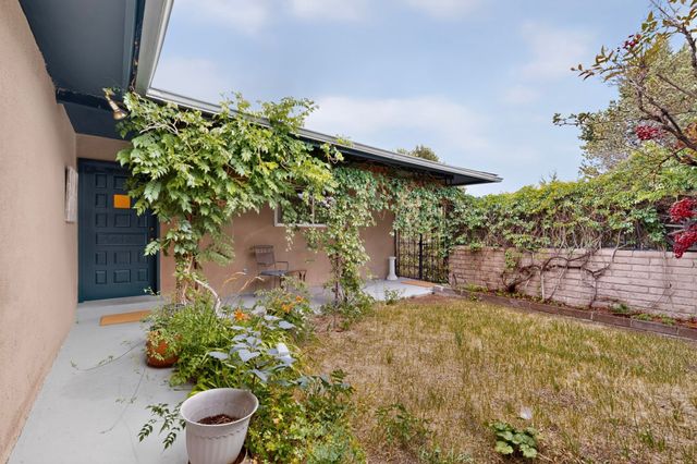 403 Greg Avenue, Santa Fe, NM 87501