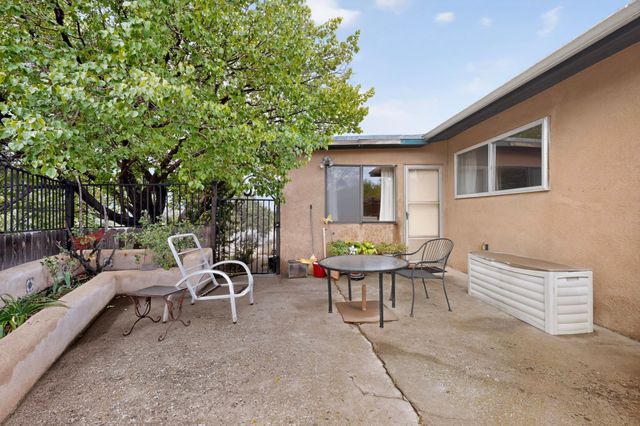 403 Greg Avenue, Santa Fe, NM 87501