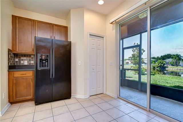 6919 TOWERING SPRUCE DR, Riverview, FL 33578
