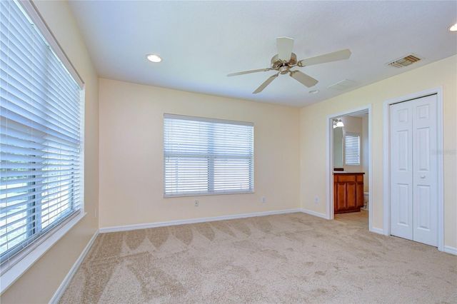6919 TOWERING SPRUCE DR, Riverview, FL 33578