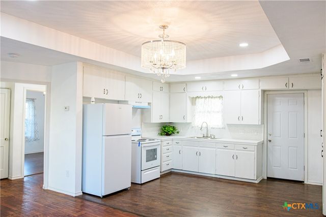 209 County Road 310, Rockdale, TX 76567