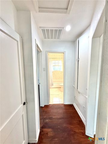 209 County Road 310, Rockdale, TX 76567