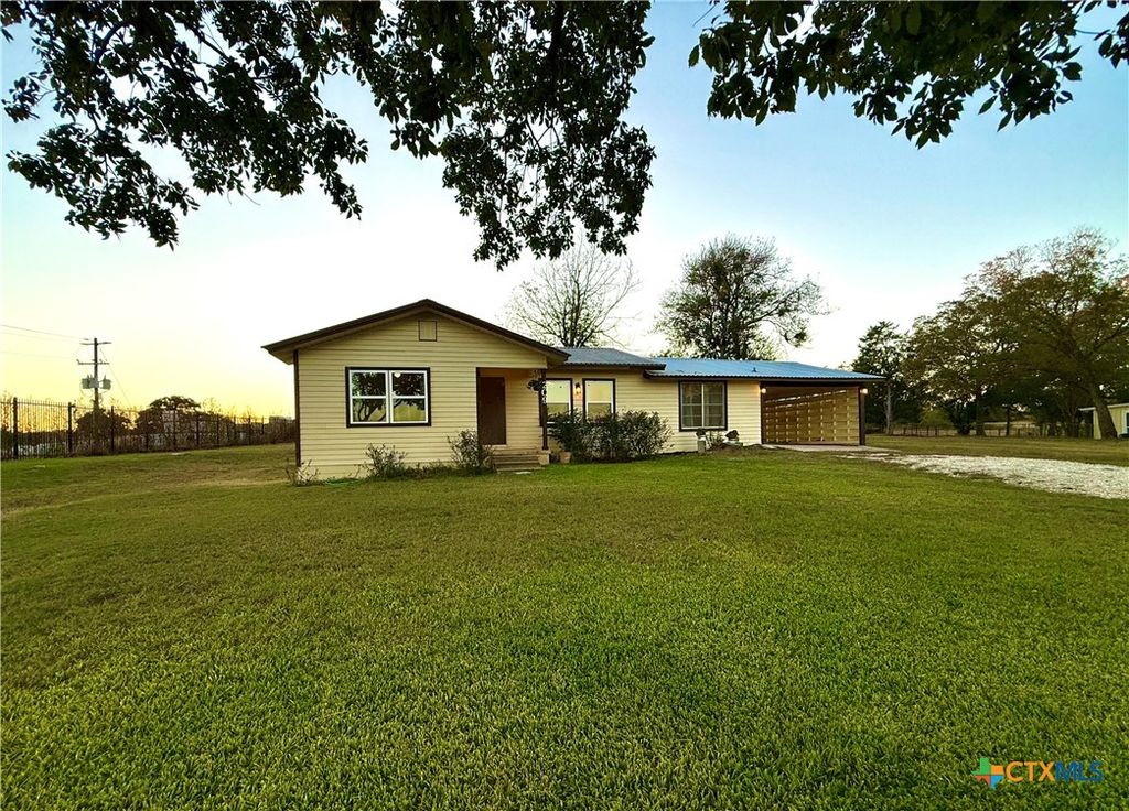 209 County Road 310, Rockdale, TX 76567