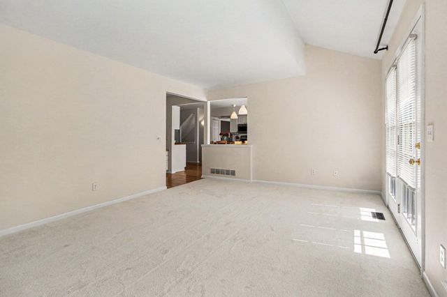 2225 Green Valley Court, Ann Arbor, MI 48103