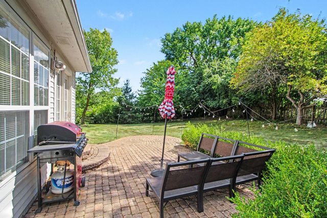 2225 Green Valley Court, Ann Arbor, MI 48103