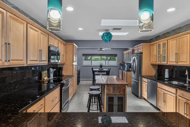1571 SE 24th Avenue, Pompano Beach, FL 33062