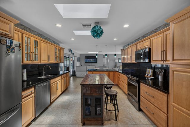 1571 SE 24th Avenue, Pompano Beach, FL 33062