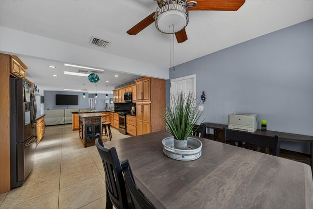 1571 SE 24th Avenue, Pompano Beach, FL 33062