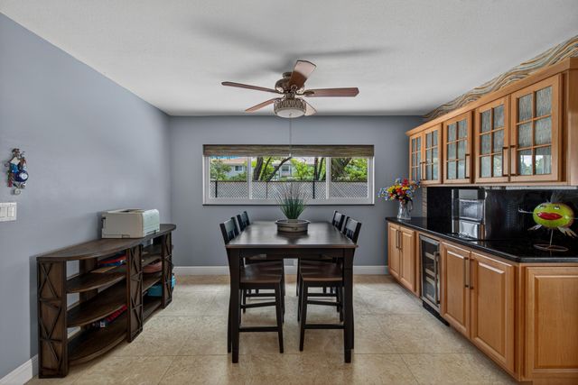 1571 SE 24th Avenue, Pompano Beach, FL 33062