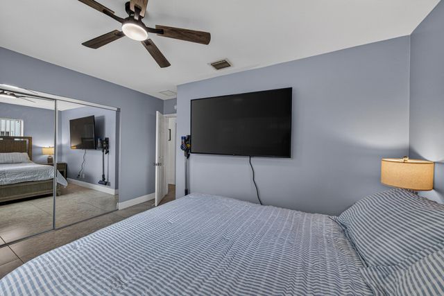1571 SE 24th Avenue, Pompano Beach, FL 33062