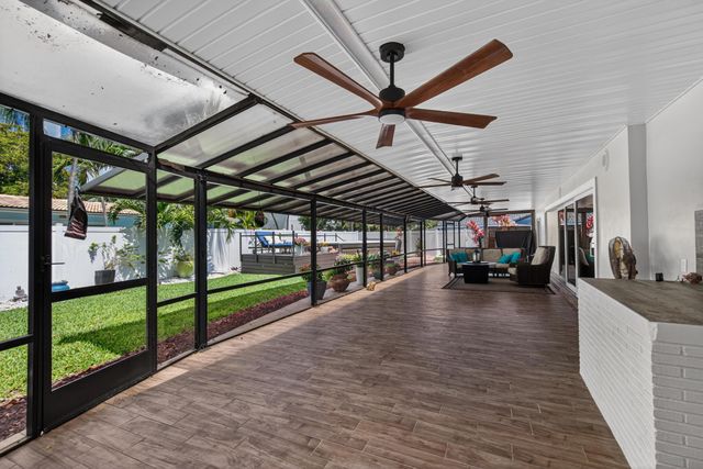 1571 SE 24th Avenue, Pompano Beach, FL 33062