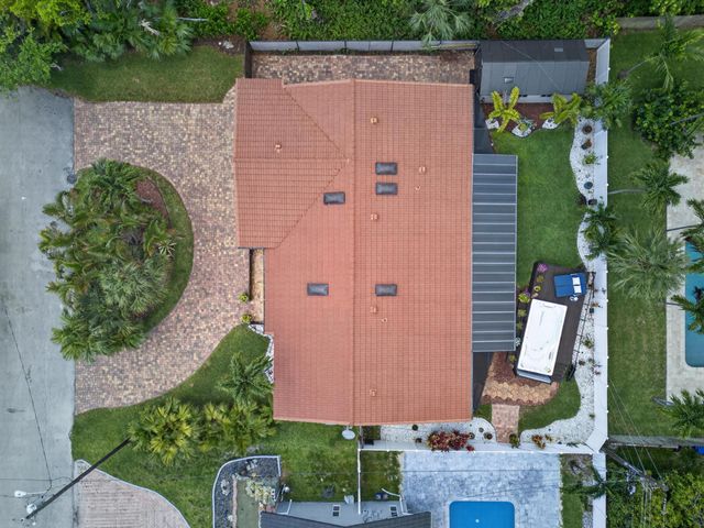 1571 SE 24th Avenue, Pompano Beach, FL 33062