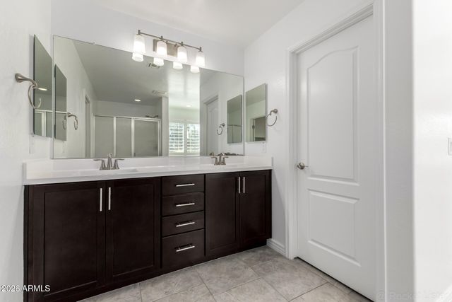 3233 E LANTANA Place, Chandler, AZ 85286