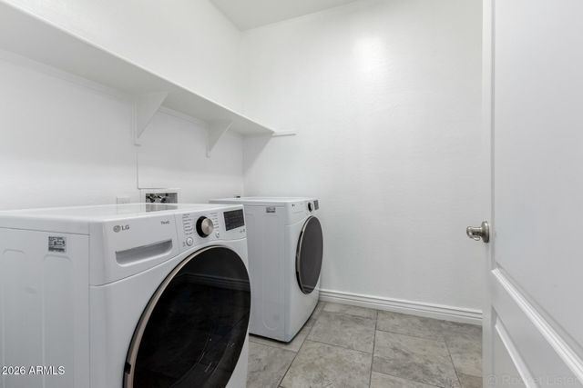 3233 E LANTANA Place, Chandler, AZ 85286