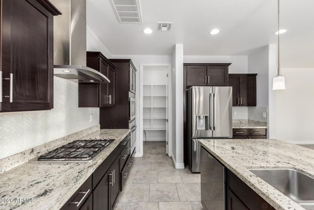 3233 E LANTANA Place, Chandler, AZ 85286