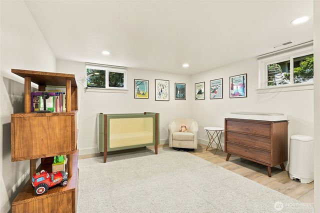 709 Colby Avenue, Everett, WA 98201