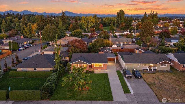 709 Colby Avenue, Everett, WA 98201
