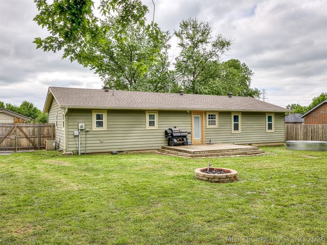 3701 S 213th East Avenue, Broken Arrow, OK 74014