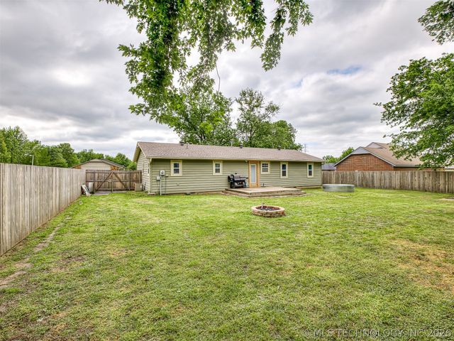 3701 S 213th East Avenue, Broken Arrow, OK 74014