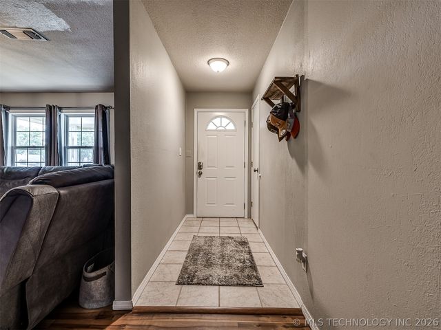 3701 S 213th East Avenue, Broken Arrow, OK 74014