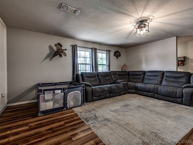 3701 S 213th East Avenue, Broken Arrow, OK 74014