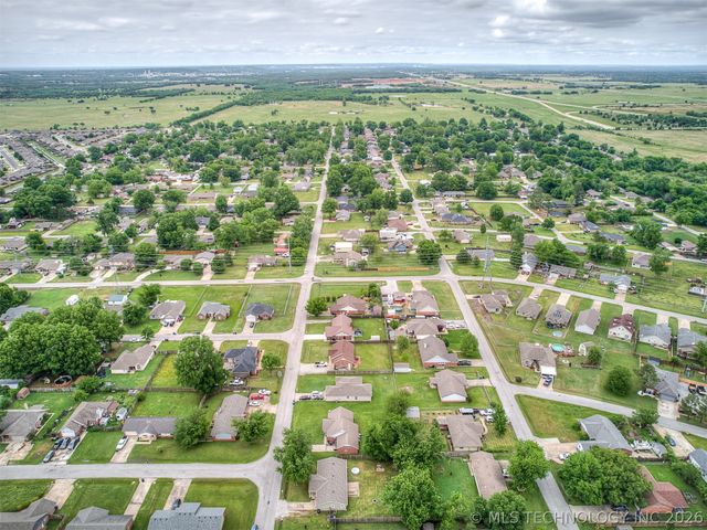 3701 S 213th East Avenue, Broken Arrow, OK 74014