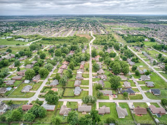 3701 S 213th East Avenue, Broken Arrow, OK 74014