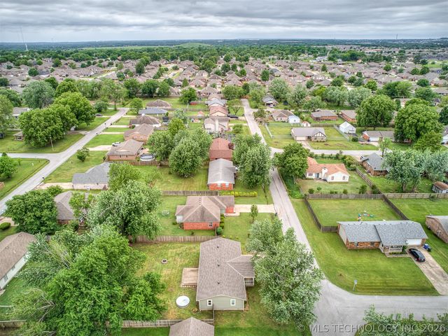 3701 S 213th East Avenue, Broken Arrow, OK 74014