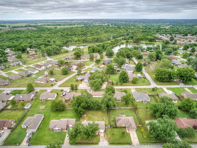 3701 S 213th East Avenue, Broken Arrow, OK 74014