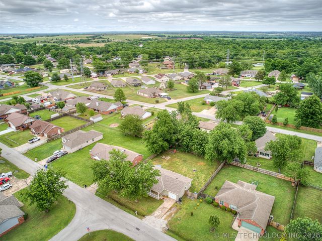 3701 S 213th East Avenue, Broken Arrow, OK 74014