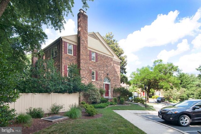 11400 DORCHESTER LN, Rockville, MD 20852
