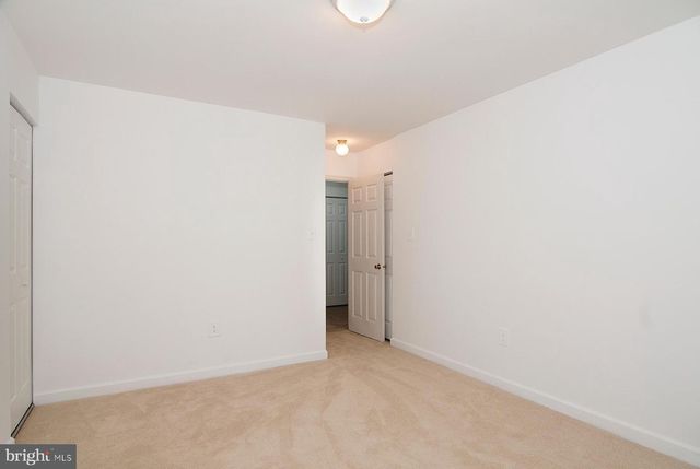 11400 DORCHESTER LN, Rockville, MD 20852