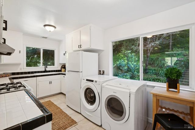 1851 5th Ave, San Rafael, CA 94901