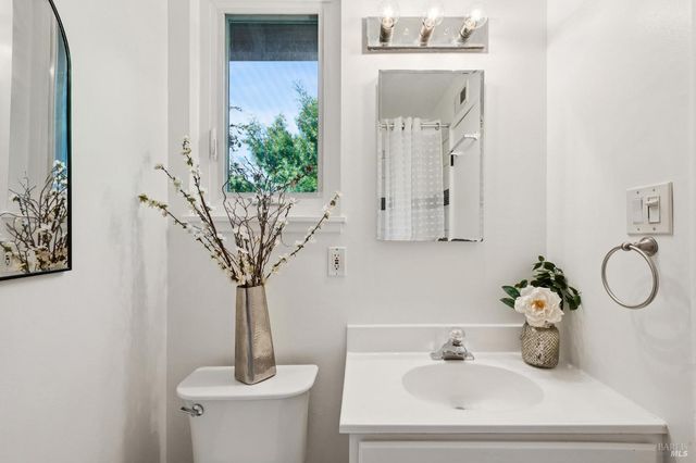 1851 5th Ave, San Rafael, CA 94901