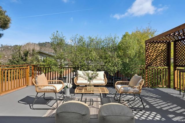 1851 5th Ave, San Rafael, CA 94901