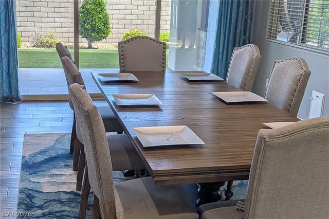 282 Calgrove Street, Las Vegas, NV 89138