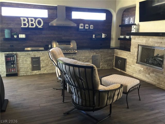 282 Calgrove Street, Las Vegas, NV 89138