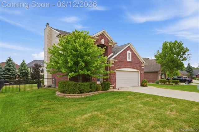 18890 Midway Drive, Macomb Township, MI 48044