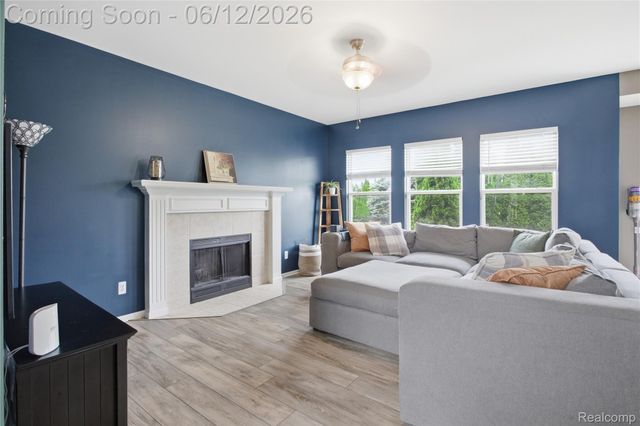18890 Midway Drive, Macomb Township, MI 48044
