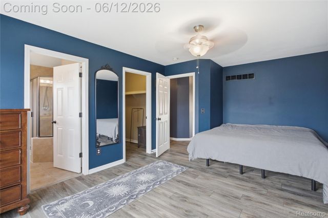 18890 Midway Drive, Macomb Township, MI 48044