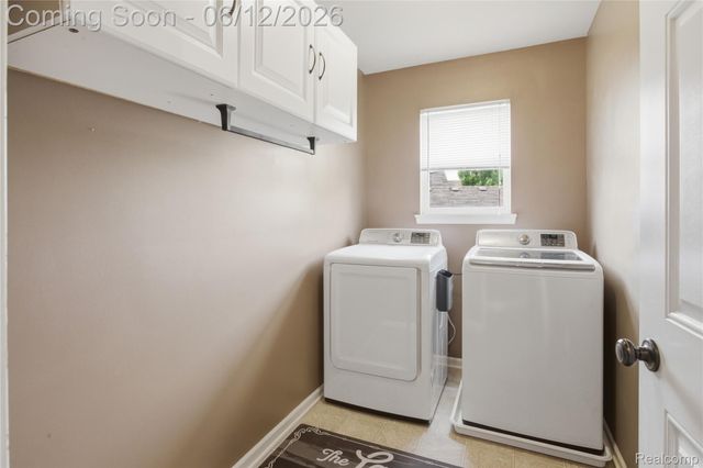18890 Midway Drive, Macomb Township, MI 48044